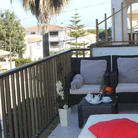 アパート Noemi Near The カン・ピカフォルト